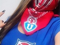 Hincha - Tribunera - Chica - Fanatica de la Barra: Los de Abajo • Club: Universidad de Chile - La U