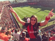 Hincha - Tribunera - Chica - Fanatica de la Barra: Los de Siempre • Club: Colón