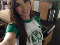 Hincha - Tribunera - Chica - Fanatica de la Barra: Los del Sur • Club: Atlético Nacional