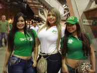 Hincha - Tribunera - Chica - Fanatica de la Barra: Los del Sur • Club: Atlético Nacional