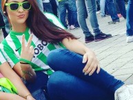 Hincha - Tribunera - Chica - Fanatica de la Barra: Los del Sur • Club: Atlético Nacional