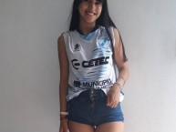 Hincha - Tribunera - Chica - Fanatica de la Barra: Los Inmortales • Club: Temperley