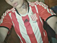 Hincha - Tribunera - Chica - Fanatica de la Barra: Los Leales • Club: Estudiantes de La Plata