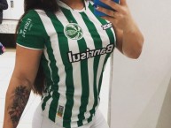 Hincha - Tribunera - Chica - Fanatica de la Barra: Loucos da Papada • Club: Juventude