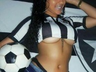 Hincha - Tribunera - Chica - Fanatica de la Barra: Loucos pelo Botafogo • Club: Botafogo • País: Brasil