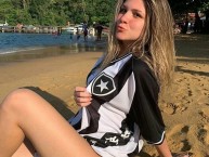 Hincha - Tribunera - Chica - Fanatica de la Barra: Loucos pelo Botafogo • Club: Botafogo • País: Brasil