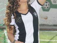 Hincha - Tribunera - Chica - Fanatica de la Barra: Loucos pelo Botafogo • Club: Botafogo • País: Brasil