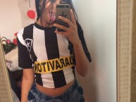 Hincha - Tribunera - Chica - Fanatica de la Barra: Loucos pelo Botafogo • Club: Botafogo • País: Brasil