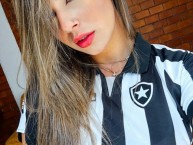 Hincha - Tribunera - Chica - Fanatica de la Barra: Loucos pelo Botafogo • Club: Botafogo • País: Brasil