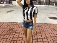 Hincha - Tribunera - Chica - Fanatica de la Barra: Loucos pelo Botafogo • Club: Botafogo