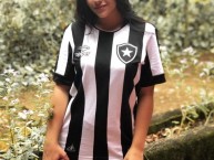 Hincha - Tribunera - Chica - Fanatica de la Barra: Loucos pelo Botafogo • Club: Botafogo • País: Brasil