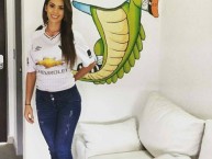 Hincha - Tribunera - Chica - Fanatica de la Barra: Muerte Blanca • Club: LDU