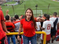 Hincha - Tribunera - Chica - Fanatica de la Barra: Nação 12 • Club: Flamengo • País: Brasil