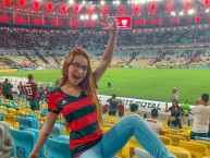 Hincha - Tribunera - Chica - Fanatica de la Barra: Nação 12 • Club: Flamengo • País: Brasil