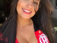 Hincha - Tribunera - Chica - Fanatica de la Barra: Nação 12 • Club: Flamengo