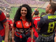 Hincha - Tribunera - Chica - Fanatica de la Barra: Nação 12 • Club: Flamengo • País: Brasil