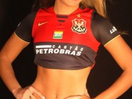 Hincha - Tribunera - Chica - Fanatica de la Barra: Nação 12 • Club: Flamengo • País: Brasil