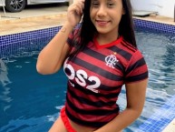 Hincha - Tribunera - Chica - Fanatica de la Barra: Nação 12 • Club: Flamengo