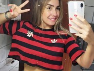 Hincha - Tribunera - Chica - Fanatica de la Barra: Nação 12 • Club: Flamengo