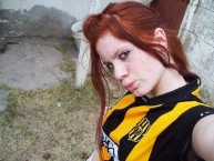 Hincha - Tribunera - Chica - Fanatica de la Barra: Noroeste 74 • Club: Olimpo