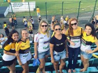 Hincha - Tribunera - Chica - Fanatica de la Barra: Os Tigres • Club: Criciúma