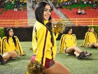 Hincha - Tribunera - Chica - "Animadora Deportes Tolima" Fanatica de la Barra: Revolución Vinotinto Sur • Club: Tolima