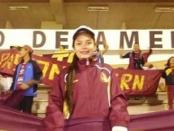 Hincha - Tribunera - Chica - Fanatica de la Barra: Revolución Vinotinto Sur • Club: Tolima