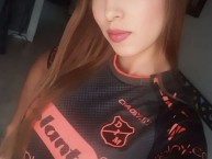 Hincha - Tribunera - Chica - Fanatica de la Barra: Rexixtenxia Norte • Club: Independiente Medellín