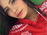 Hincha - Tribunera - Chica - Fanatica de la Barra: Rexixtenxia Norte • Club: Independiente Medellín