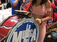 Hincha - Tribunera - Chica - Fanatica de la Barra: Rexixtenxia Norte • Club: Independiente Medellín