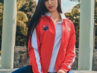 Hincha - Tribunera - Chica - Fanatica de la Barra: Rexixtenxia Norte • Club: Independiente Medellín