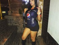 Hincha - Tribunera - Chica - Fanatica de la Barra: Rexixtenxia Norte • Club: Independiente Medellín