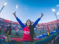 Hincha - Tribunera - Chica - Fanatica de la Barra: Rexixtenxia Norte • Club: Independiente Medellín