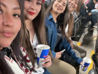 Hincha - Tribunera - Chica - Fanatica de la Barra: Trinchera Norte &bull; Club: Universitario de Deportes &bull; País: Peru