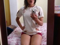 Hincha - Tribunera - Chica - Fanatica de la Barra: Trinchera Norte • Club: Universitario de Deportes