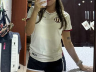 Hincha - Tribunera - Chica - "IG: @alelopez94u" Fanatica de la Barra: Trinchera Norte &bull; Club: Universitario de Deportes &bull; País: Peru