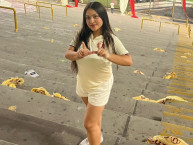Hincha - Tribunera - Chica - "IG: @r.ebriggite" Fanatica de la Barra: Trinchera Norte &bull; Club: Universitario de Deportes &bull; País: Peru