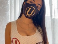 Hincha - Tribunera - Chica - Fanatica de la Barra: Trinchera Norte • Club: Universitario de Deportes