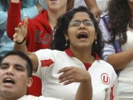 Hincha - Tribunera - Chica - Fanatica de la Barra: Trinchera Norte • Club: Universitario de Deportes