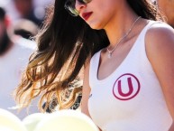 Hincha - Tribunera - Chica - Fanatica de la Barra: Trinchera Norte • Club: Universitario de Deportes