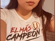 Hincha - Tribunera - Chica - Fanatica de la Barra: Trinchera Norte • Club: Universitario de Deportes