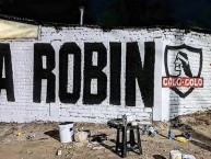 Mural - Graffiti - Pintada - "mural LA ROBIN @bicho.drawings" Mural de la Barra: Garra Blanca &bull; Club: Colo-Colo