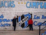 Mural - Graffiti - Pintada - Mural de la Barra: La Banda Tricolor • Club: Almagro