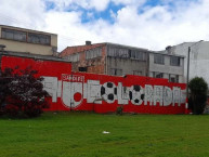 Mural - Graffiti - Pintadas - Mural de la Barra: La Guardia Albi Roja Sur &bull; Club: Independiente Santa Fe &bull; País: Colombia