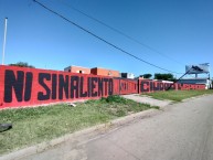 Mural - Graffiti - Pintadas - "Ni sinaliento ni secanuca, ciudad leprosa" Mural de la Barra: La Hinchada Más Popular &bull; Club: Newell's Old Boys &bull; País: Argentina