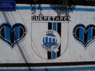 Mural - Graffiti - Pintada - Mural de la Barra: La Resistencia Albiazul • Club: Querétaro