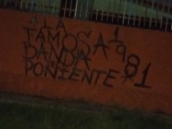 Mural - Graffiti - Pintada - "~ LA FAMOSA BANDA DEL PONIENTE★LA BANDA DEL ROJIAMARILLO★" Mural de la Barra: Locura 81 &bull; Club: Monarcas Morelia