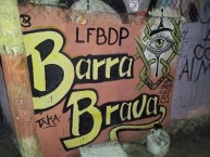 Mural - Graffiti - Pintada - "LA BANDA DEL MORELIA ~ LA FAMOSA BANDA DEL PONIENTE" Mural de la Barra: Locura 81 &bull; Club: Monarcas Morelia