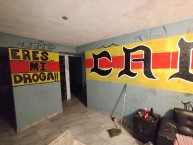 Mural - Graffiti - Pintada - "LA BANDA DEL MORELIA ~ LA FAMOSA BANDA DEL PONIENTE" Mural de la Barra: Locura 81 &bull; Club: Monarcas Morelia