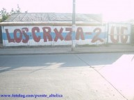 Mural - Graffiti - Pintada - Mural de la Barra: Los Cruzados • Club: Universidad Católica